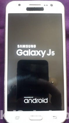 Samsung J5